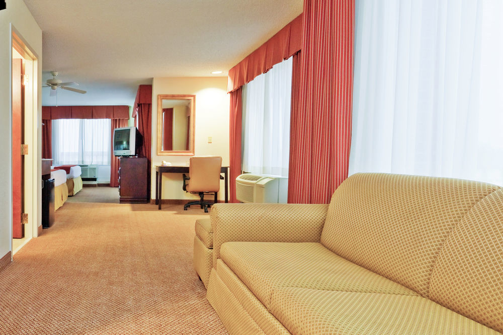 Best Western Plus Philadelphia-Choctaw Hotel And Suites Экстерьер фото